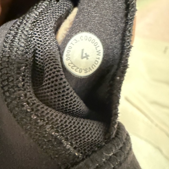 Lululemon Athletica Black Mesh Detail Apparel - Picture 3 of 3